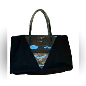 Victoria’s Secret NWT black shoulder tote with attached tiger striped mi…